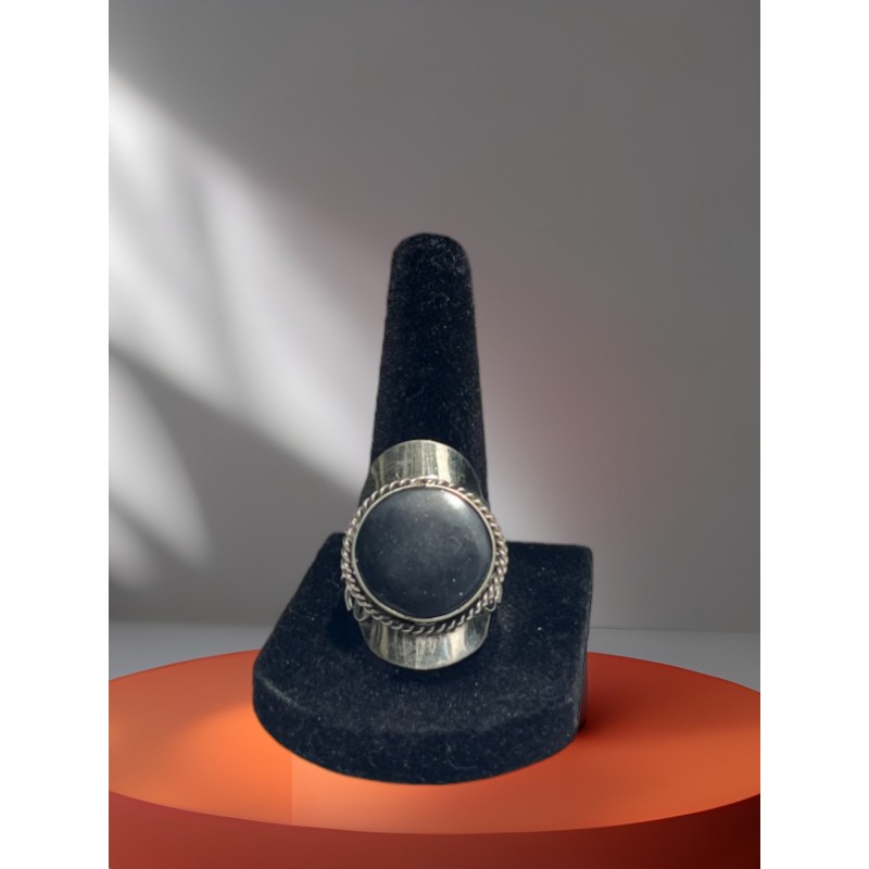 Rings, Black Round Ring