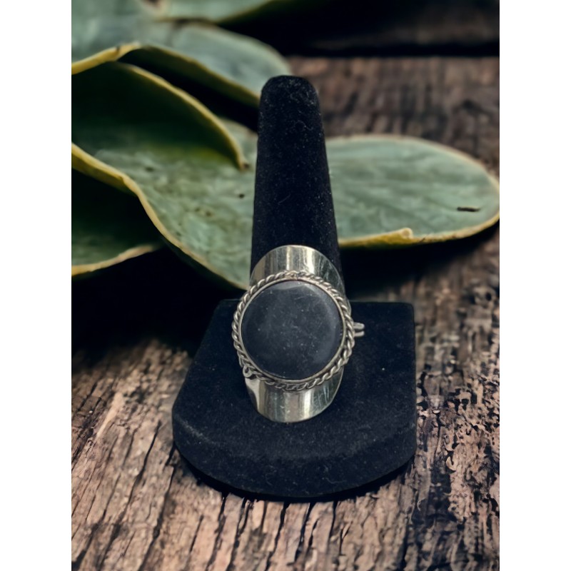 Rings, Black Round Ring